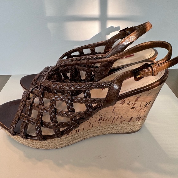 NWOT Prada wedge shoes with distressed leather braided design - Picture 3 of 12